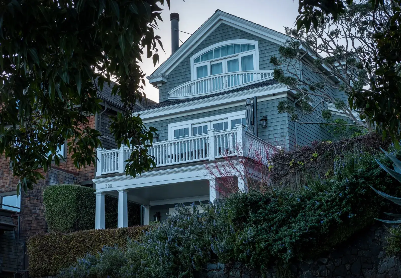 Cozy suburban house featuring a classic, the kind of home we buy in Bayou Vista