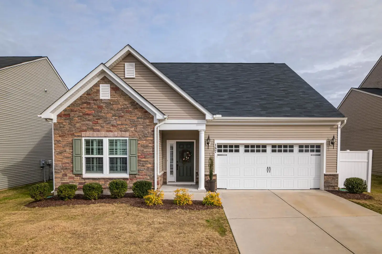 A welcoming suburban family house, the kind of home we buy in Chateau Woods