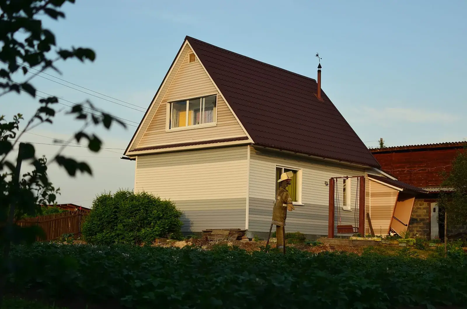 A suburban house with garden, the kind of home we buy in Hilshire Village