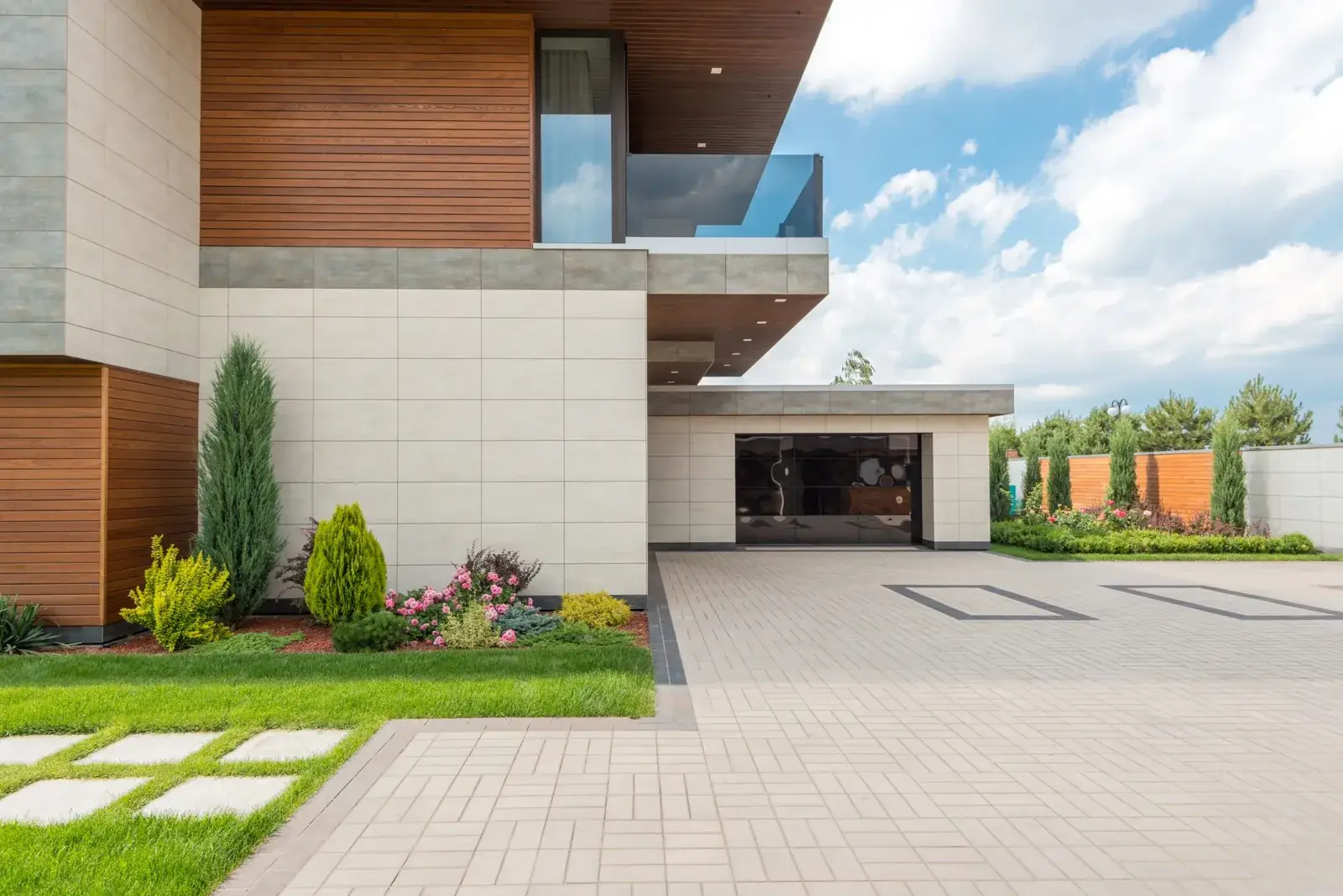 A modern minimalist house, the kind of home we buy in Jamaica Beach