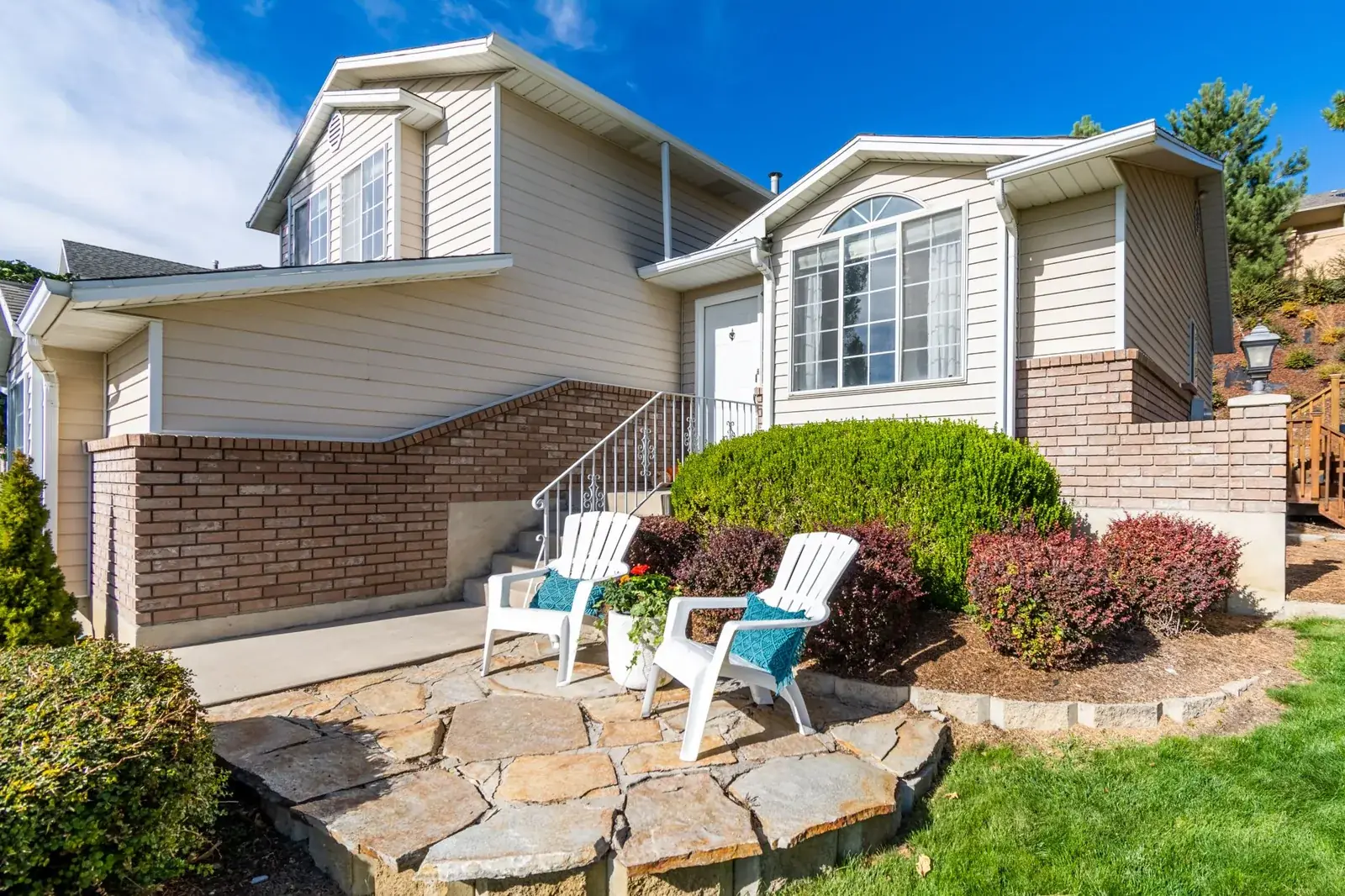 Elegant suburban house exterior, the kind of home we buy in West University Place